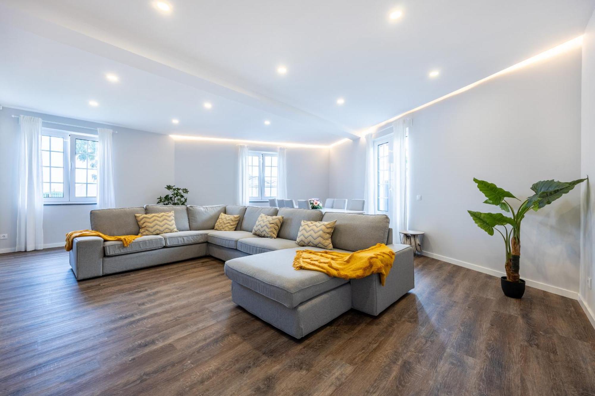 Angra Charming Suites By Seewest Angra do Heroísmo Екстериор снимка