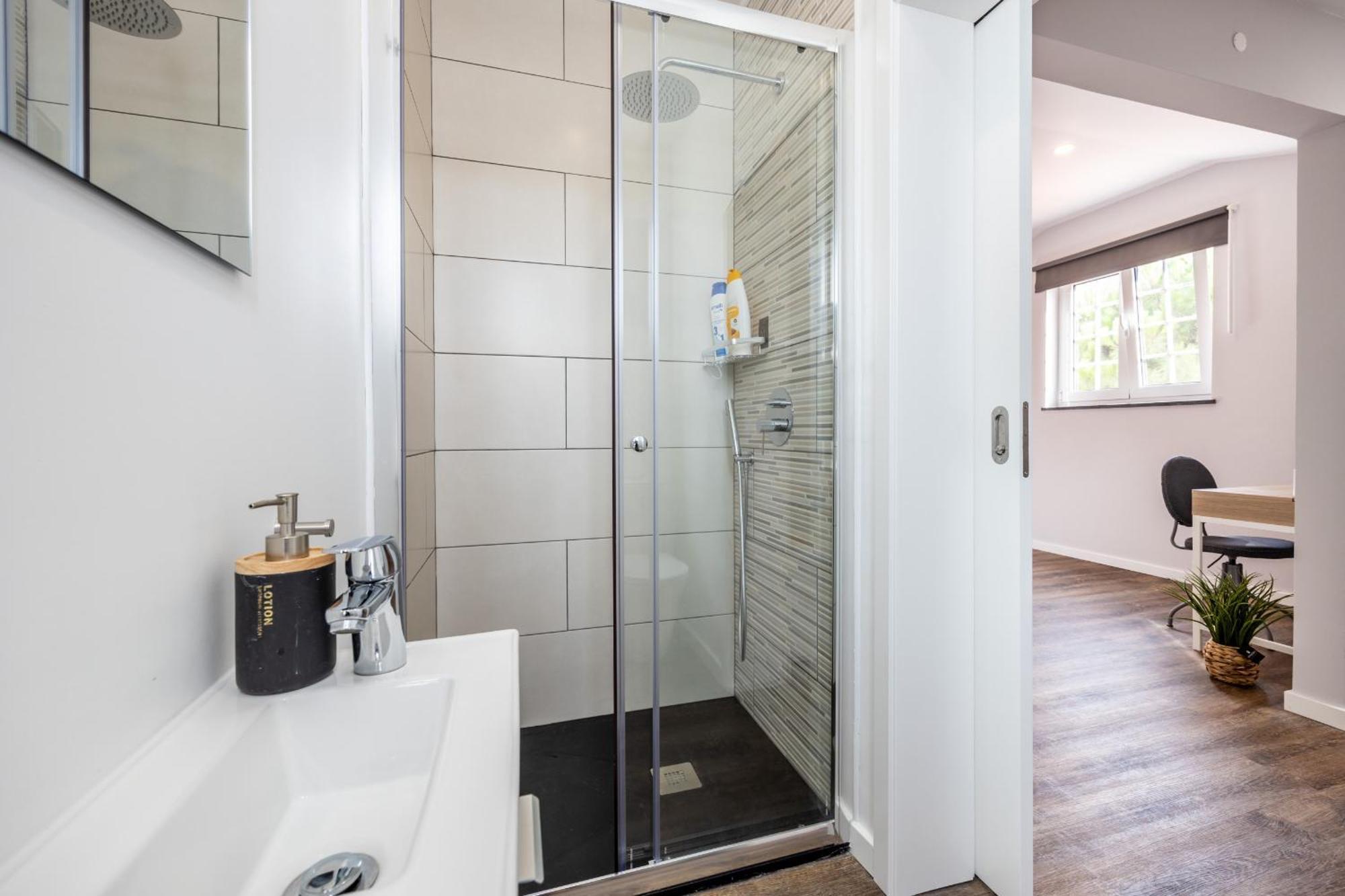Angra Charming Suites By Seewest Angra do Heroísmo Екстериор снимка
